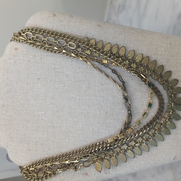 Worn 4 ways Stella and Dot Sutton necklace in gold - Picture 3 of 7